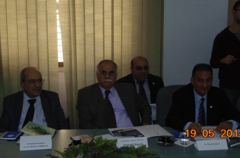 Înmânarea Diplomei de Onoare E. S. Dl. Ambasador Ahmad AQUEL