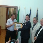 image-790488dbd998974947a61baeaf1a637f98b9f117e35ef23d8036a9b649375380-V