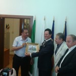 image-c0e80aa82bd119a77d947f97aa28d9edb7c99c63c2745d738d81838fb8df754a-V